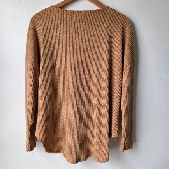 EUC LIBERTY LOVE RIBBED V NECK BUTTONED TIE FRONT SOFT SWEATER TOP SIZE LARGE - Picture 2 of 11